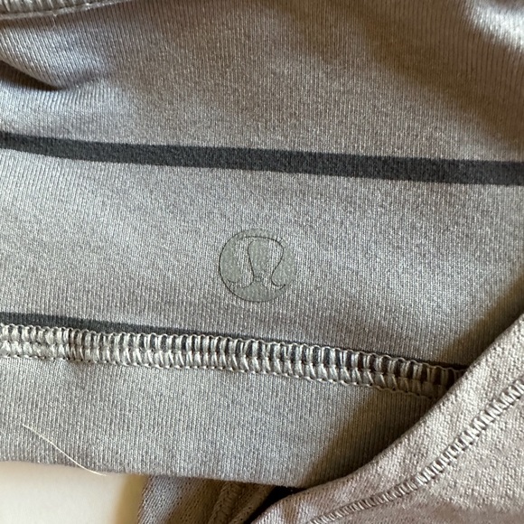 Lululemon Tank - Picture 4 of 5